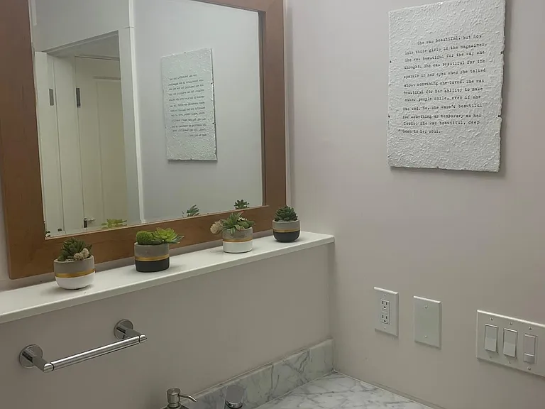 828 Center St — Photo 6