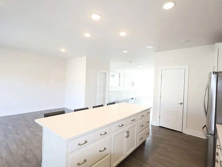4340 Bon Secours Pkwy #B — Photo 8