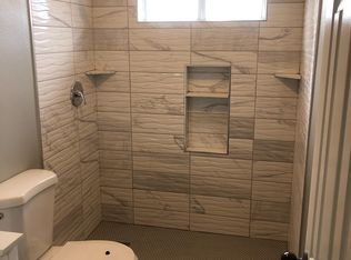 1720 W 9th St, Santa Ana, CA 92703