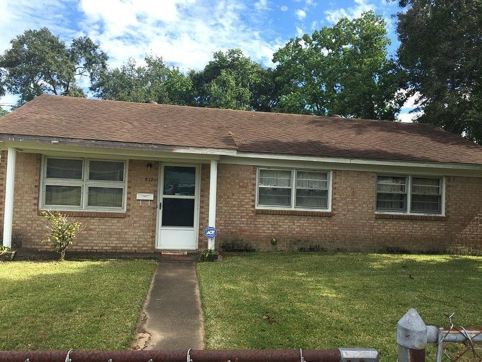 1st image of 512 W Wyoming Dr