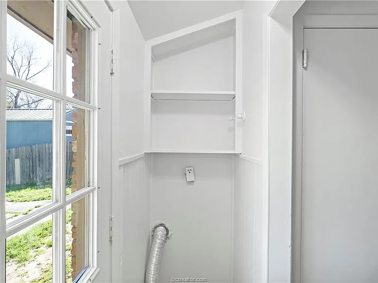 1903 Orman St — Photo 10