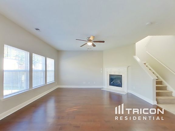 2nd image of 4327 Stone Mountain Dr