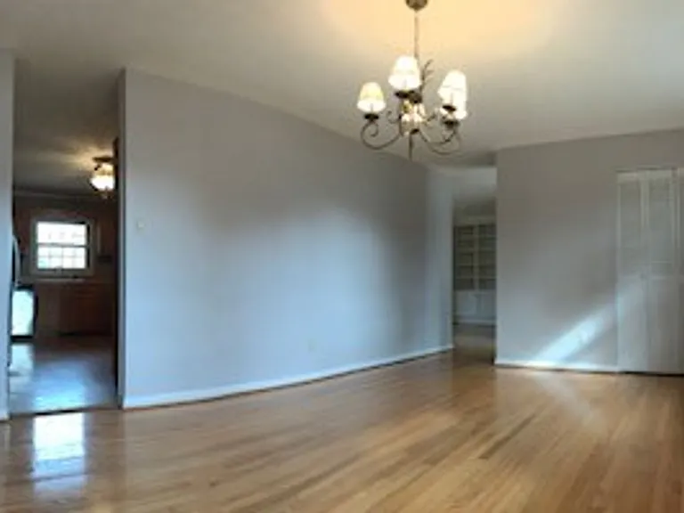 100 Allen Pl — Photo 9