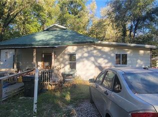 113 N 6th St, Quenemo, KS 66528