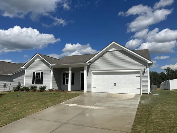 5004 Tyndall Dr, Sanford, NC 27330