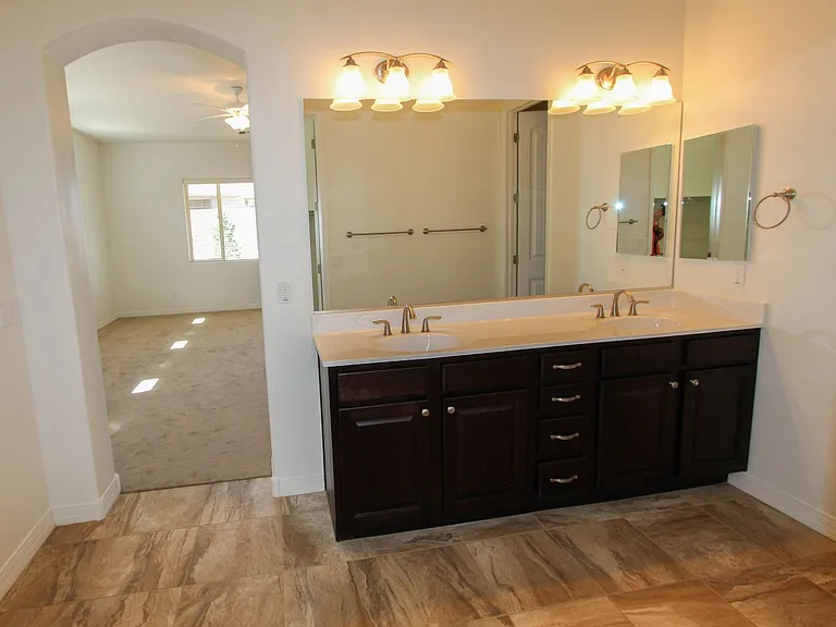 4078 N Wynnwood Dr — Photo 10