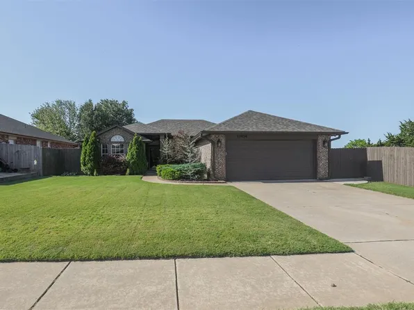 12404 Rockgate Dr, Yukon, OK 73099
