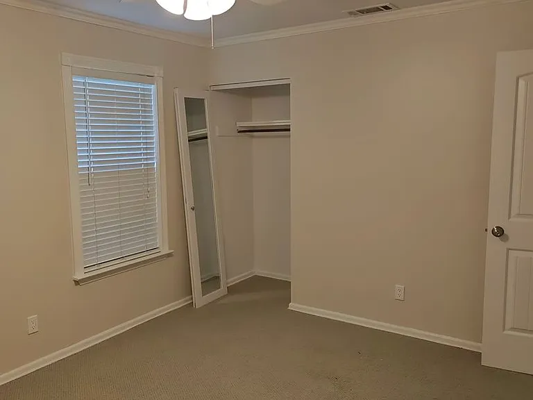 3207 Locke Ln — Photo 16