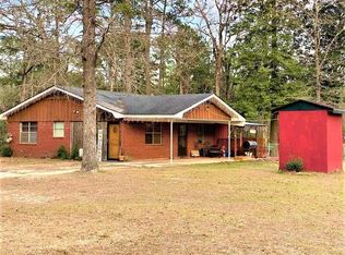 480 Ivanhoe Dr W, Woodville, TX 75979