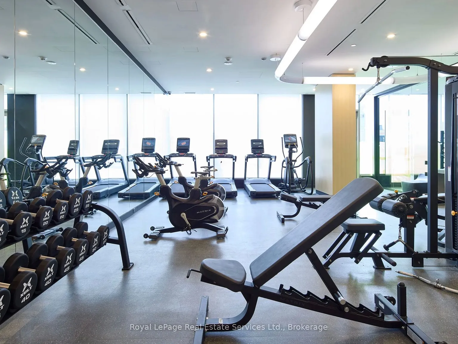 2 bed, $2,900 — Photo 2