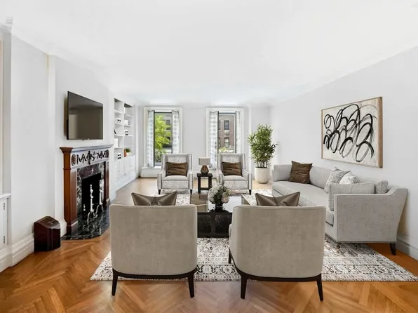 447 East 57th Street image 3 of 19