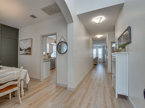 4th image of 5218 Griffins Pointe Dr