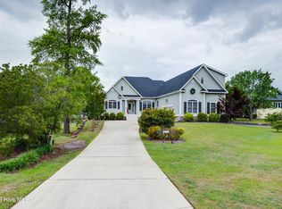 113 Bowline Rd, New Bern, NC 28562