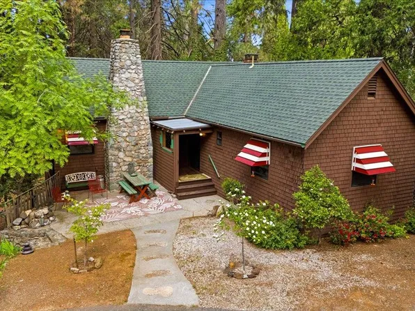 10085 Banner Lava Cap Rd, Nevada City, CA 95959