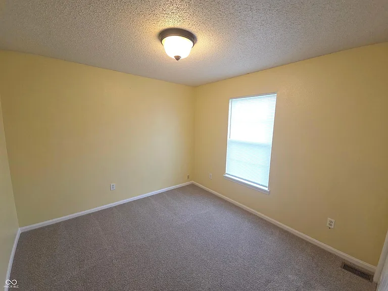 4320 Village Bend Ln — Photo 17