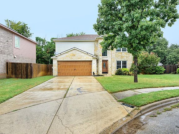 3rd image of 1405 Hawk Dr