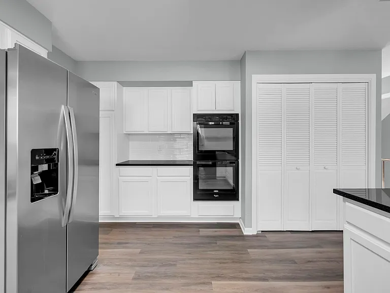 14810 E Castle Dr — Photo 10