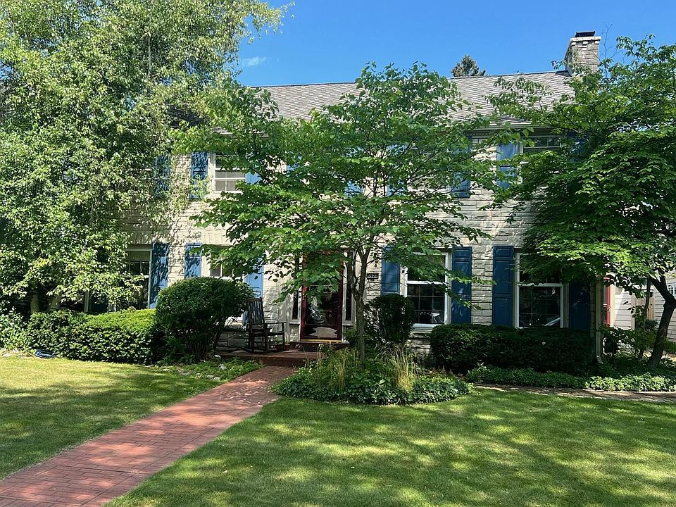 1st image of 5572 North Diversey BOULEVARD