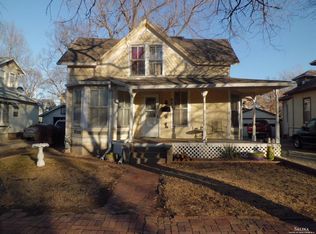 451 S 9th St, Salina, KS 67401