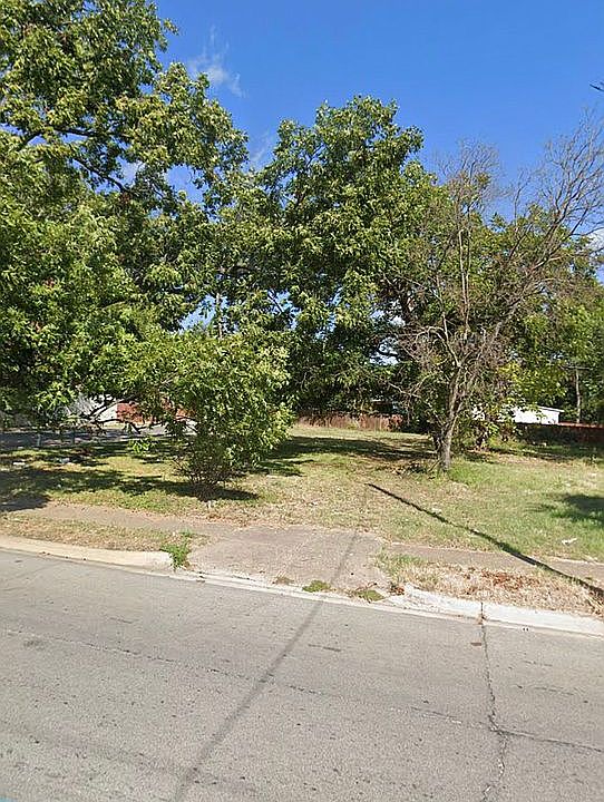 1st image of 2607 E Ann Arbor Ave