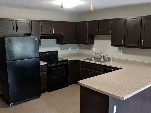 2701 W 4th St APT B, Appleton, WI 54914