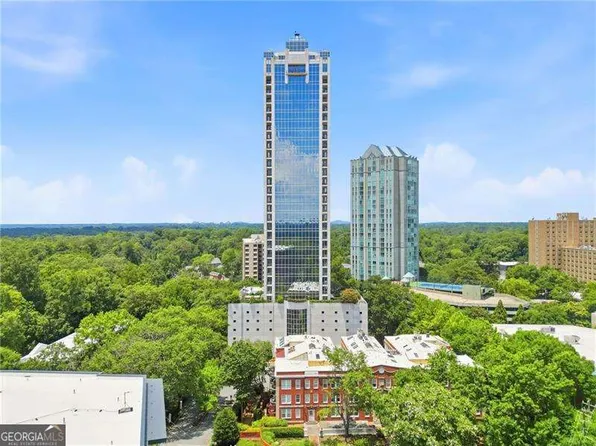 2828 Peachtree Rd NE APT 801, Atlanta, GA 30305
