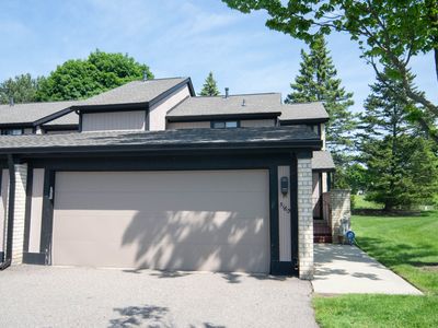 5160 Rock Run, West Bloomfield, MI, 48322