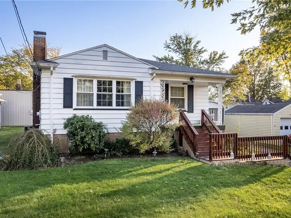 844 Roseland Rd, Alliance, OH 44601