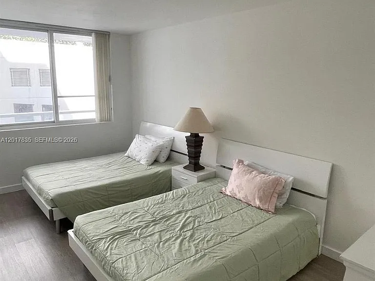 5005 Collins Ave #424 — Photo 11
