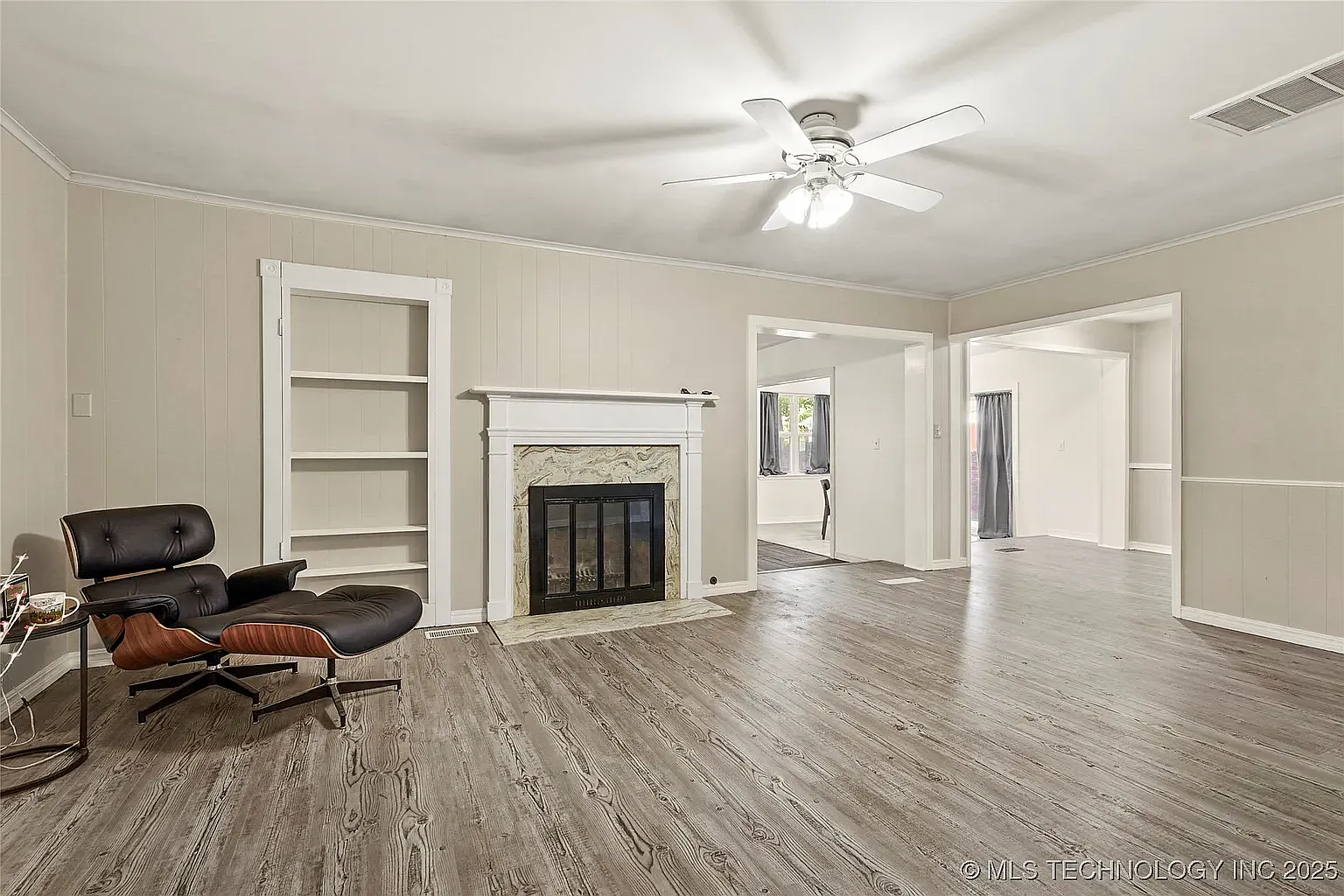 3 bed, 2196 sqft, $2,150 — Photo 3