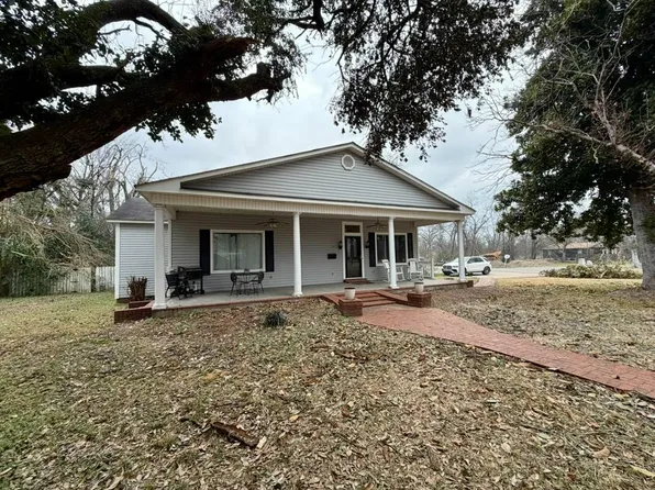 102 Mulberry St, Rayville, LA 71269