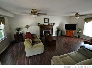 2425 Amity Ave, Gastonia, NC 28054