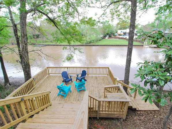 106 Riverfront Ln #A, Lafayette, LA 70508