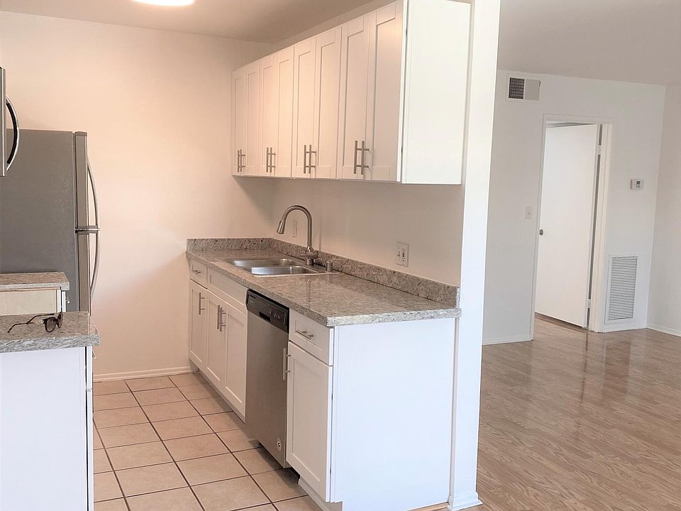 1st image of 5246 Agnes Ave APT 206