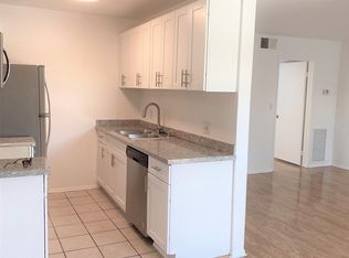 5246 Agnes Ave APT 206, Valley Village, CA 91607
