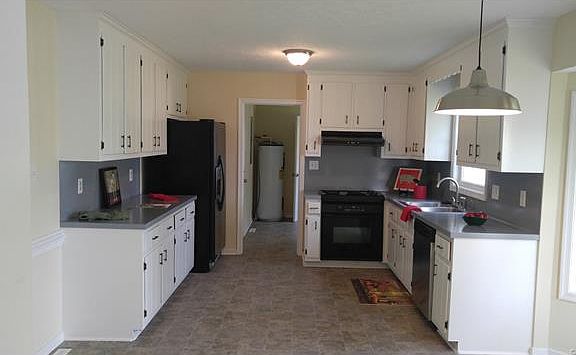 5th image of 6514 Luther Bosher Ln