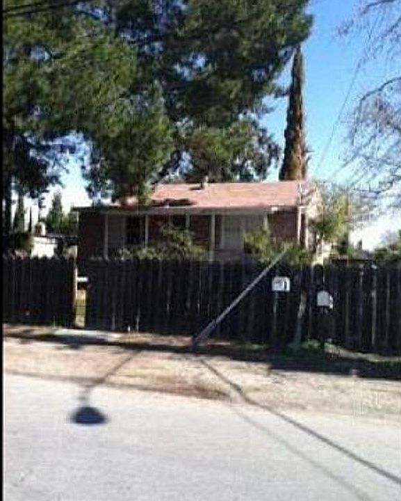 3 Bdrm 1 Bth Home 970 sf.