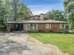 201 W 19th St, Huntingburg, IN 47542