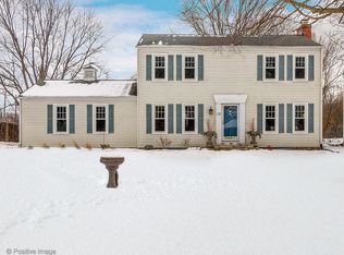 138 Mayflower Dr, Batavia, IL
