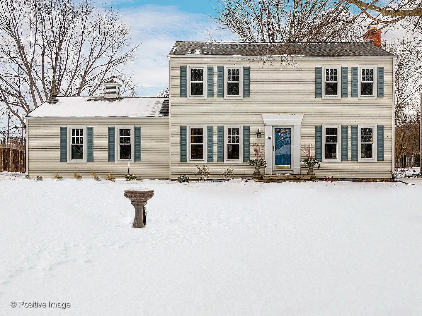 138 Mayflower Dr photo 1