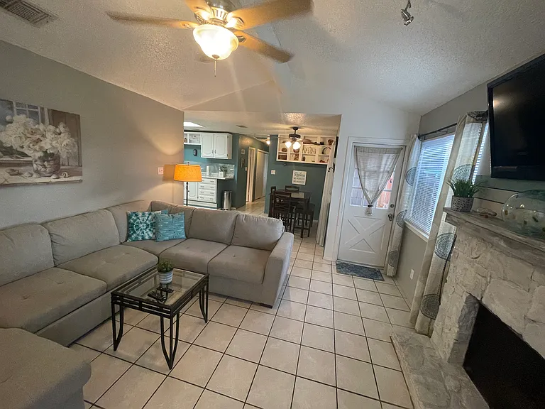 13731 Earlywood St — Photo 7