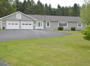 25 Pine St, Fort Kent, ME 04743
