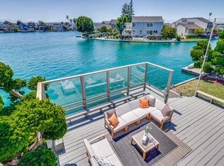 998 Flying Fish St, Foster City, CA 94404