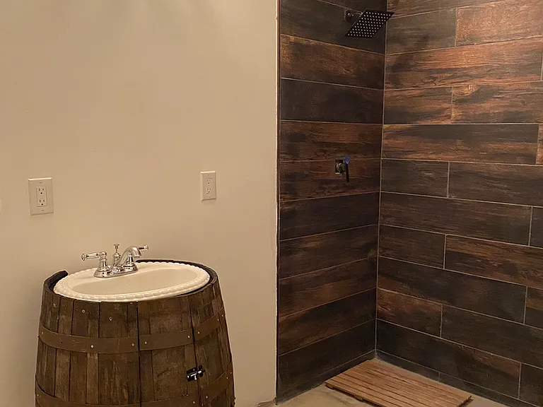373 Gray Rd — Photo 5