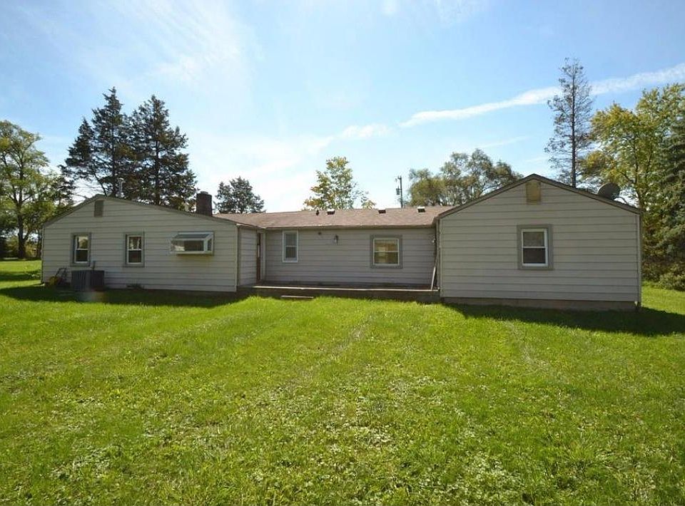 2nd image of 2802 Ellsworth Rd