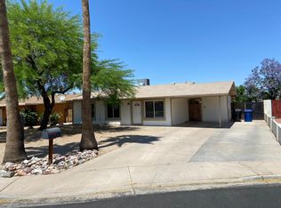 1940 W Des Moines Cir, Mesa, AZ 85201