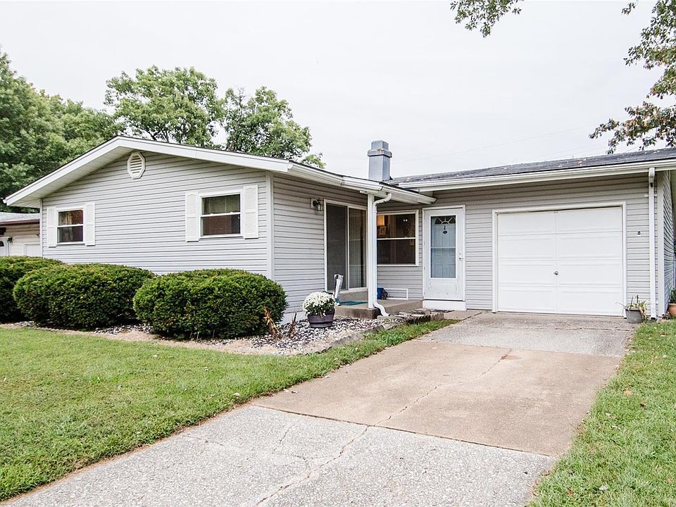 1st image of 4274 Henley Dr