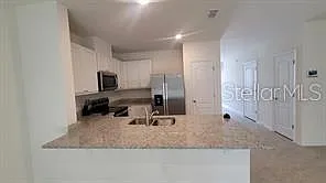 1215 Draintree St — Photo 6
