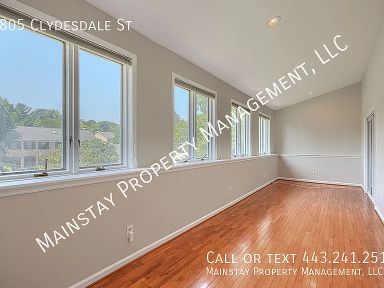 9805 Clydesdale St — Photo 39