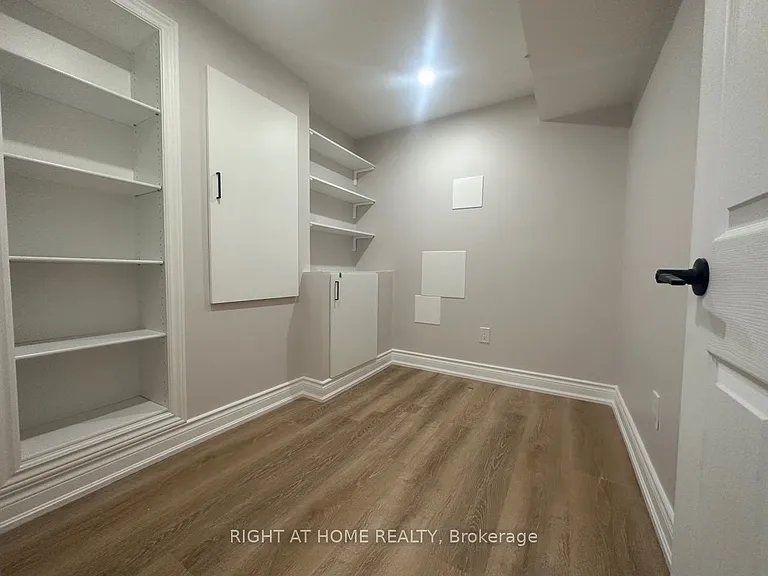 22 Gunn Ave — Photo 10